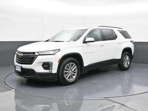 2022 Chevrolet Traverse LT Leather