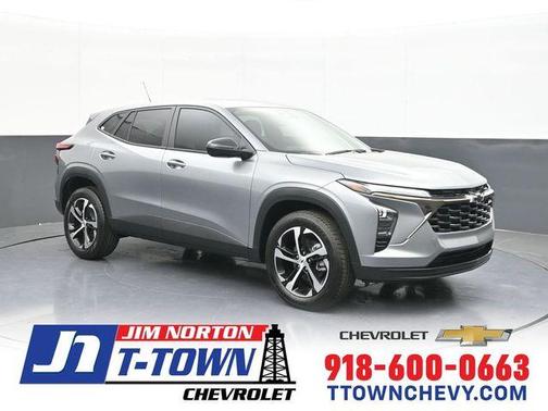 Sterling Gray Metallic 2026 Chevrolet Trax 1RS