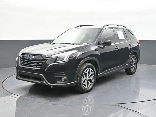 Crystal Black Silica 2023 Subaru Forester Premium