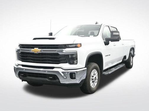 Summit White 2025 Chevrolet Silverado 2500 LT