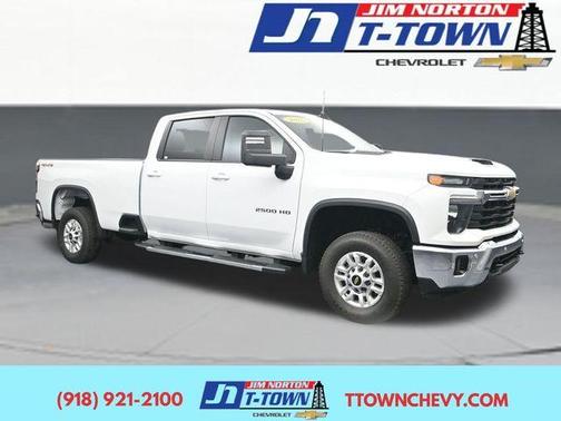 Summit White 2025 Chevrolet Silverado 2500 LT