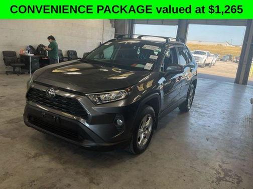 2020 Toyota RAV4 XLE
