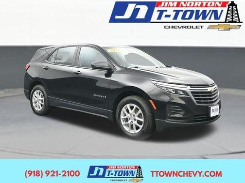 Mosaic Black Metallic 2023 Chevrolet Equinox LS