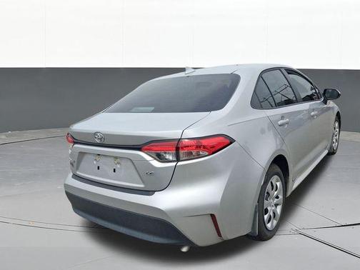 Classic Silver Metallic 2025 Toyota Corolla LE