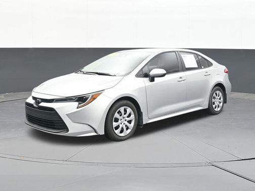Classic Silver Metallic 2025 Toyota Corolla LE