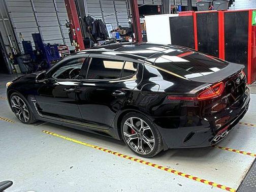 2018 Kia Stinger GT2