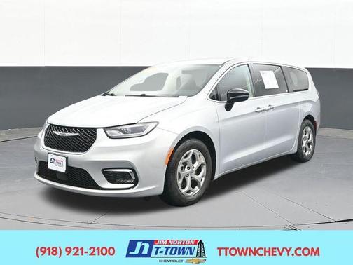Silver Mist Clearcoat 2024 Chrysler Pacifica Limited