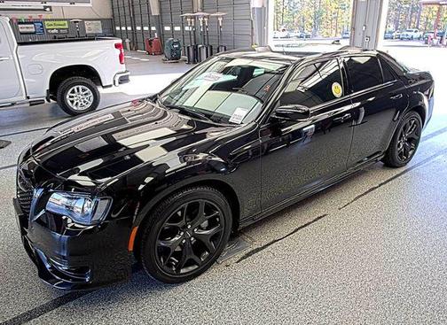 2022 Chrysler 300 Touring L