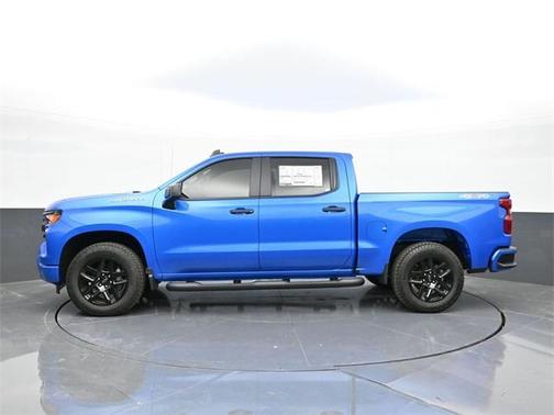 2025 Chevrolet Silverado 1500 Custom