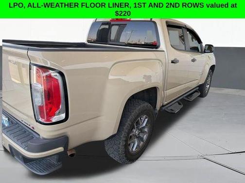 Desert Sand Metallic 2022 GMC Canyon AT4 w/Leather