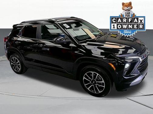 Mosaic Black Metallic 2025 Chevrolet Trailblazer LT