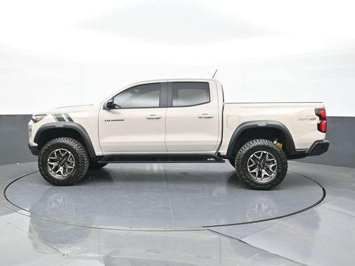 White Sand 2026 Chevrolet Colorado ZR2