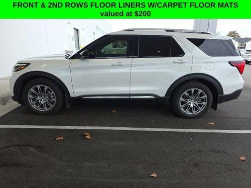 2025 Ford Explorer Platinum