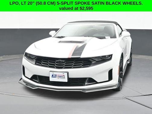 Summit White 2022 Chevrolet Camaro LT1