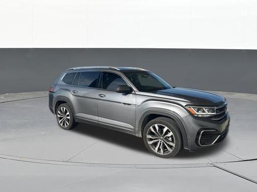 Platinum Gray Metallic 2021 Volkswagen Atlas 3.6 V6 SEL Premium R-Line