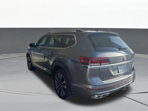 Platinum Gray Metallic 2021 Volkswagen Atlas 3.6 V6 SEL Premium R-Line