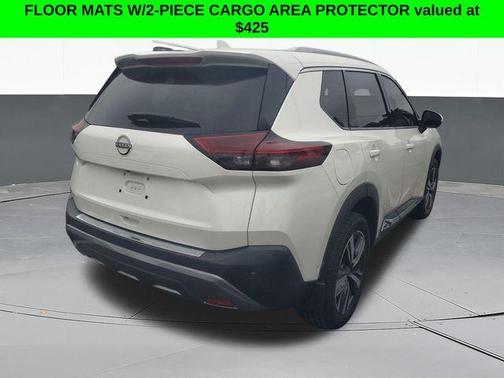 White 2022 Nissan Rogue SL