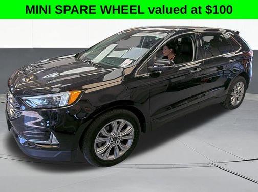 Black Metallic 2024 Ford Edge Titanium