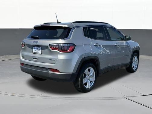 Billet Silver Metallic Clearcoat 2022 Jeep Compass Latitude