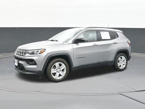 Billet Silver Metallic Clearcoat 2022 Jeep Compass Latitude