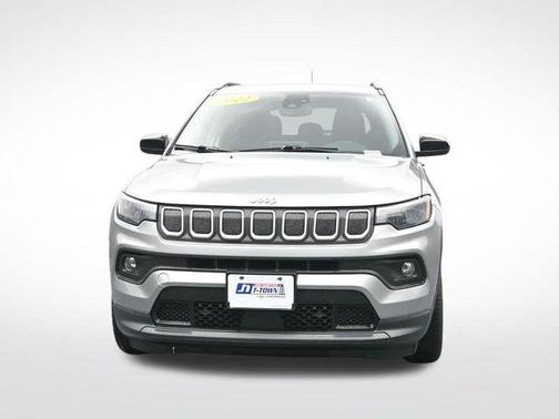 Billet Silver Metallic Clearcoat 2022 Jeep Compass Latitude