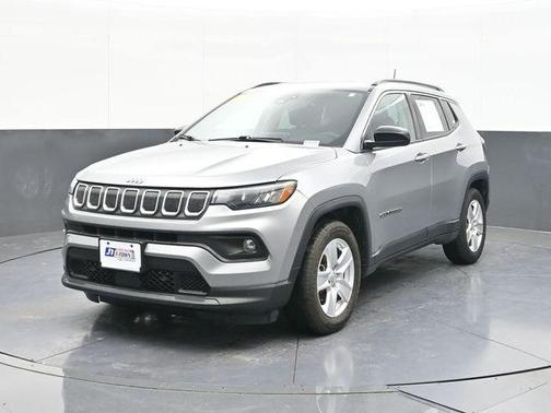 Billet Silver Metallic Clearcoat 2022 Jeep Compass Latitude