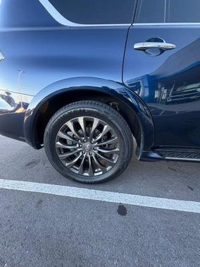 2017 INFINITI QX80 Limited