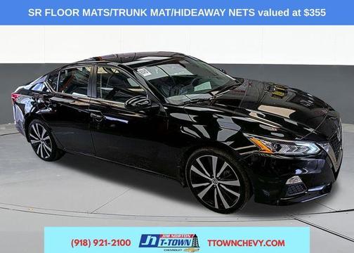 Black 2022 Nissan Altima 2.5 SR