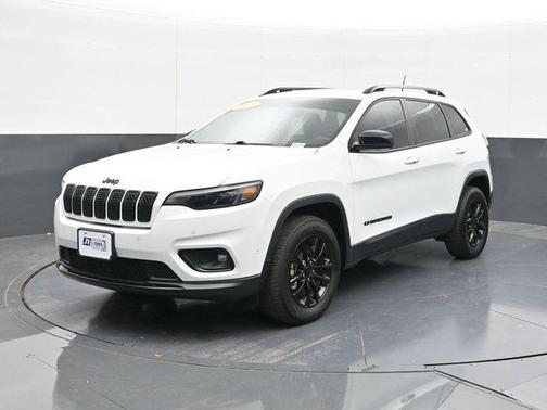 2023 Jeep Cherokee Altitude Lux