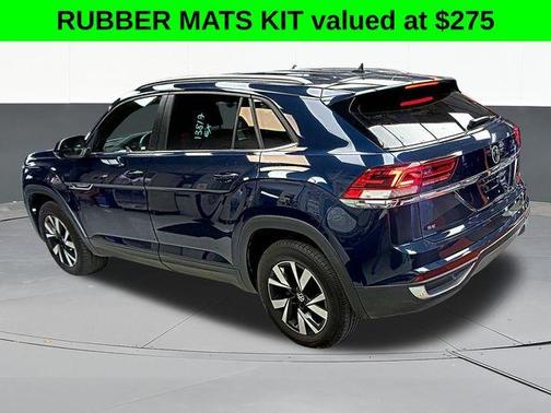 Tourmaline Blue Metallic 2022 Volkswagen Atlas Cross Sport 2.0T SE