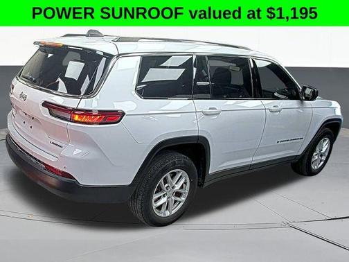 2022 Jeep Grand Cherokee L Laredo