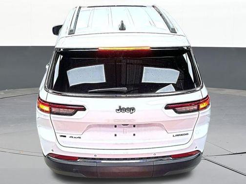 2022 Jeep Grand Cherokee L Laredo