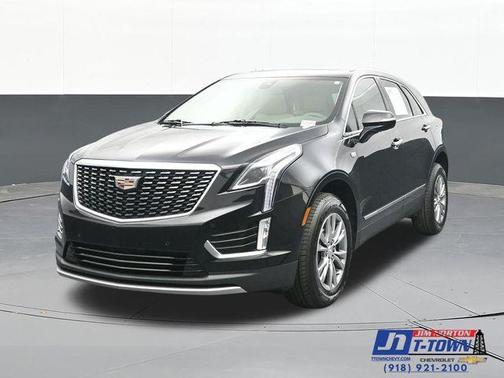 Stellar Black Metallic 2022 Cadillac XT5 Premium Luxury