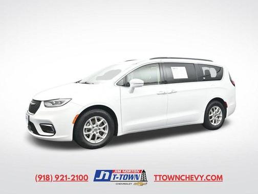 Bright White Clearcoat 2022 Chrysler Pacifica Touring-L