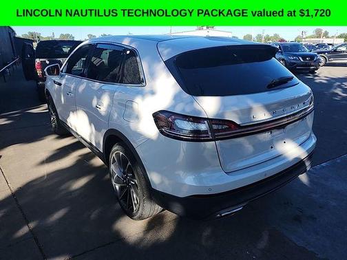 2019 Lincoln Nautilus Reserve