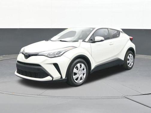 Blizzard Pearl 2021 Toyota C-HR LE