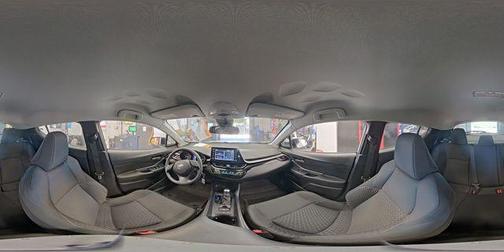 Blizzard Pearl 2021 Toyota C-HR LE