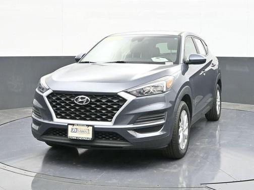 2021 Hyundai TUCSON SE