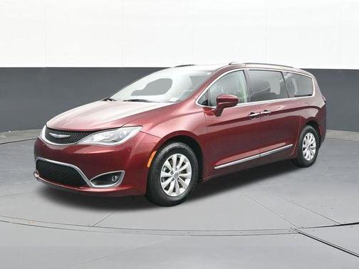 2019 Chrysler Pacifica Touring-L