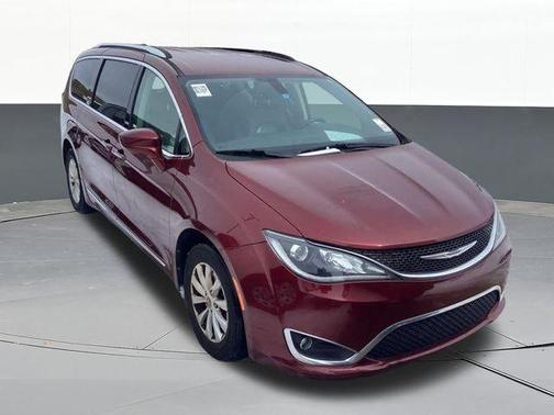 2019 Chrysler Pacifica Touring-L