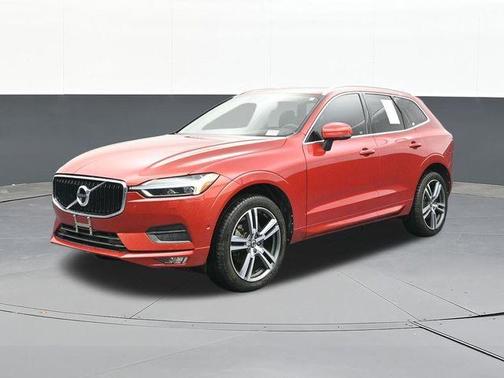2018 Volvo XC60 T6 Momentum