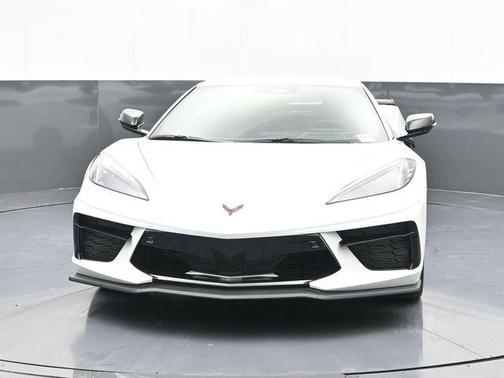 Arctic White 2026 Chevrolet Corvette Stingray w/2LT