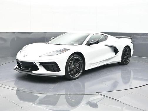 2026 Chevrolet Corvette Stingray w/2LT