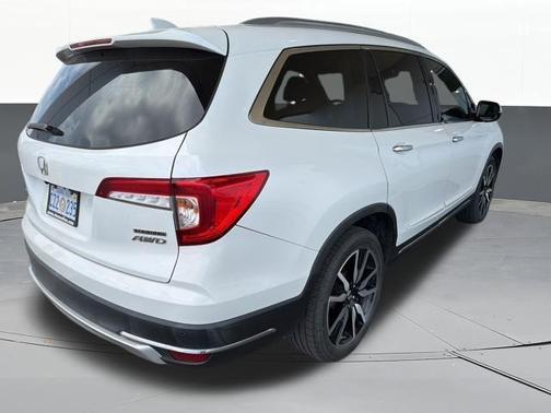 2021 Honda Pilot Touring 7-Passenger