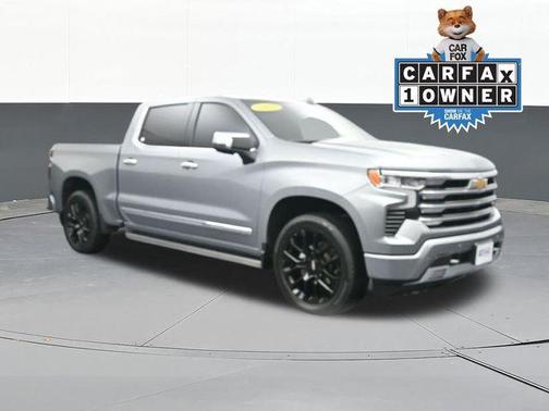 Sterling Gray Metallic 2025 Chevrolet Silverado 1500 High Country