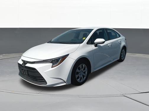Ice 2024 Toyota Corolla LE