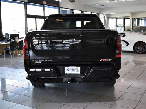 2024 Chevrolet Silverado EV RST