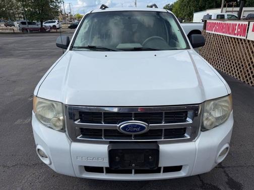 Oxford White 2011 Ford Escape XLT