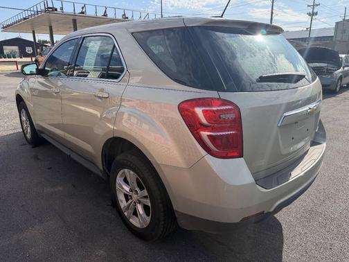 Silver Ice Metallic 2016 Chevrolet Equinox LS