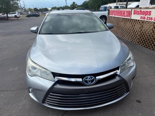 Celestial Silver Metallic 2015 Toyota Camry Hybrid SE